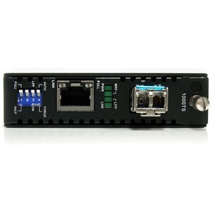 StarTech.com 1000 Mbps Gigabit Single Mode Fiber Media Converter LC 40 km - 1000Base-T, 1000Base-SX/LX - Desktop, Rack-mou