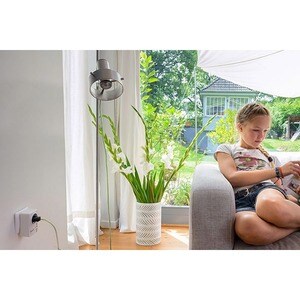 FRITZ!DECT 200 Schaltbare Steckdose mit Stromverbrauchsmessung, über die FRITZ!Box steuerbar (intelligente DECT-Steckdose/