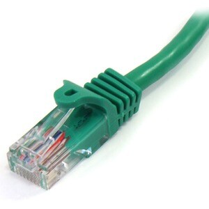 StarTech.com 2 m Green Cat5e Snagless RJ45 UTP Patch Cable - 2m Patch Cord - 2 m Category 5e Network Cable for Network Dev