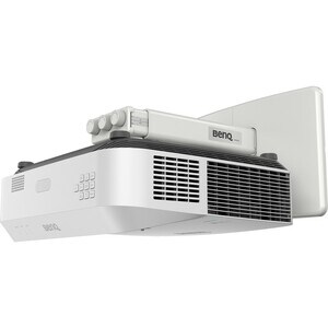 1080P UST LASER 1920X1080 DLP 4000 10000:1  SPEAKER 5WX1 USB