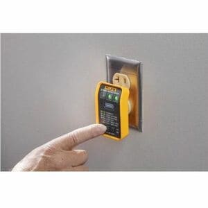 Fluke ST120+ GFCI Socket Tester with Beeper - Mismatched Wiring Testing, Ground Fault Detection