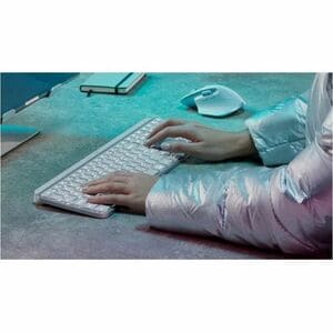 Logitech MX Keys S Teclado - Sem fios Conectividade - USB Interface - Português - Membrana / Tesoura Interruptor de chave 
