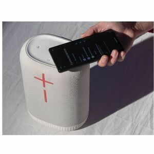 Ultimate Ears EPICBOOM Tragbar Bluetooth Lautsprechersystem - Weiß - Near Field Kommunikation - Aufladbarer Akku