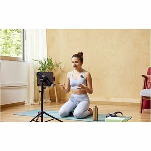 JBL Quantum Stream Wireless Dynamic Microphone for Live Streaming, Recording, Broadcasting, Outdoor - Black - 20 Hz to 20 