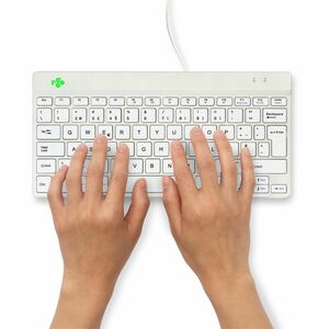 R-Go Tools Teclado ergonómico R-Go Compact Break, teclado compacto com software de pausa, QWERTY (PT), com fio, branco. Es