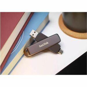 SanDisk Extreme PRO SDDDE1-512G-G46 512 GB USB 3.2 (Gen 2) Type C Rugged Flash Drive - 128-bit AES - 1000 MB/s Read Speed 