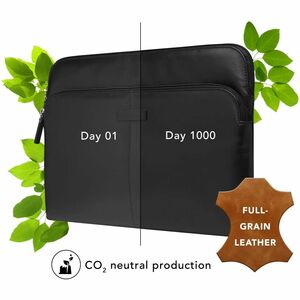 dbramante1928 ApS Skagen Pro Carrying Case (Sleeve) for 33 cm (13") Apple MacBook Pro - Black - Bump Resistant, Scratch Re