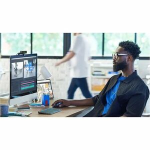 Webcam Logitech BRIO - 13 Mégapixels - 90 fps - USB Type A - 4K - Vidéo 4096 x 2160 - Auto/Manuel - 90° Angle - Attache, M