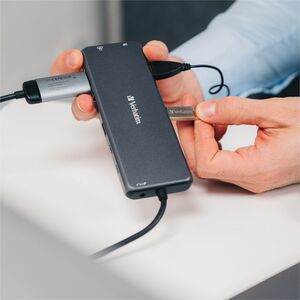 Docking station Verbatim USB Type-C per Monitor, Cuffia, Altoparlante - Compatibilita carica - Lettore schede di memoria -