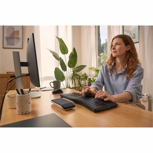 Sync 20 Wired/Wireless Bluetooth Speakerphone - Zoom, Google Meet - Black - Portable - 3 Microphone(s) - 40 mm Speaker(s)