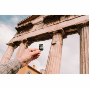 Verbatim Pro 512 GB Class 3/UHS-I (U3) V30 microSDXC - 100 MB/s Read - 90 MB/s Write