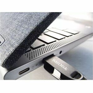 SanDisk Ultra Curve SDCZ550-128G-I35 128 GB USB 3.2 (Gen 1), USB 3.0, USB 2.0 Flash Drive - Black - 100 MB/s Read Speed - 