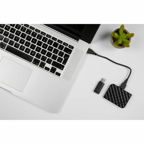 Verbatim PinStripe 32 GB USB Flash Drive - Black - 2 Year Warranty - 1 Each