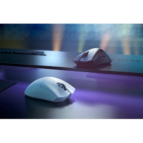Razer DeathAdder V3 Pro - White Ultra-lightweight Wireless Ergonomic Esports Mouse - Optical - Cable/Wireless - White - US