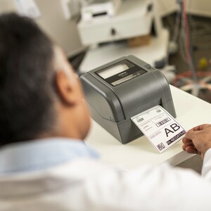 Brother Td-4420tn Desktop Direct Thermal/Thermal Transfer Printer - Monochrome - Label/Receipt Print - USB - Serial - 25.4