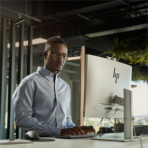 HP ELITEONE 870 27IN G9 AIO - Scatola aperta e danneggiata