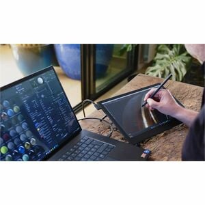 Wacom Movink Grafiktablett - 33,8 cm (13,3 Zoll) OLED - 5080 lpi Full HD - Touchscreen - Multi-Touch-Bildschirm - Kabel - 