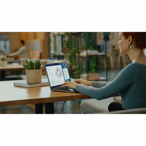 Dell Latitude 7455 - 14in QHD+ TOUCH (2560x1600) - Snapdragon X Elite - 32GB RAM (onboard) - 1TB SSD - Backlit Keyboard - 