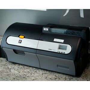 Printer ZXP Series 7 Dual Sided Dual-Sided Lamination AU/NZ Cord USB 10/100 Ethernet