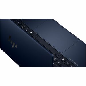 HP EliteBook Ultra G1i 35.6 cm (14") 笔记本电脑 - 120 Hz - Intel Core Ultra 5 228V - 32 GB - 1 TB SSD - Intel 芯片 - 2880 x 1800 