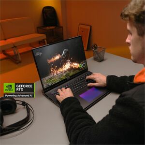 MSI Titan 18 HX AI A2XW Titan 18 HX AI A2XWIG-616US 18" Gaming Notebook - UHD+ - 120 Hz - Intel Core Ultra 9 285HX - 64 GB