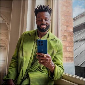 EDGE 60 PRO 12+512 DS UVA