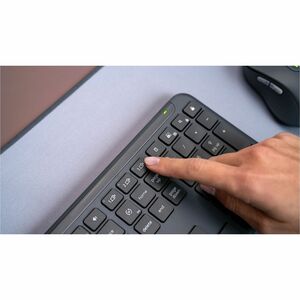 Logitech Signature Slim MK950 Tastatur & Maus - QWERTZ - Deutsch - Tastatur, Kabellos, Bluetooth, 5.1 USB Typ-A, Schere, G