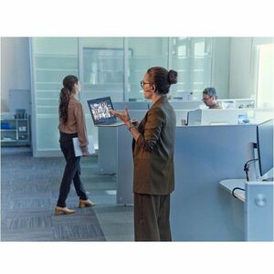 HP EliteBook 6 G1a 14 AI AMD Ryzen 5 230 - 512GB SSD 16GB - 1920 x 1200 - Argent vif - W11P