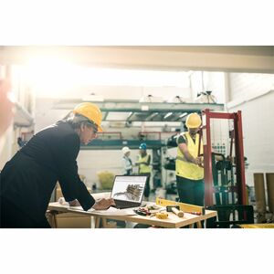 Lenovo ThinkPad P14s Gen 5 21ME0031UK 35.6 cm (14") Touchscreen Mobile Workstation - WUXGA - AMD Ryzen 7 PRO 8840HS - 32 G