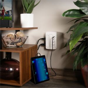 CyberPower CSP6WSUC Home Office 6 - Outlet Surge Protector with 2400 J Surge Suppression - Clamping Voltage 800V, NEMA 5-1