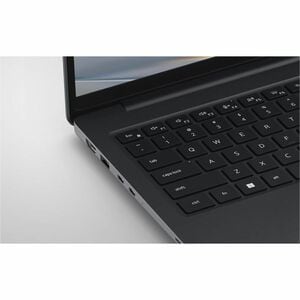 Dell Pro 5 16 P516265 - 16in FHD+ 1920x1200 - Ryzen AI 7 PRO 450 - 32GB 1x32GB - 512GB SSD - FHD IR Camera - Windows 11 Pr