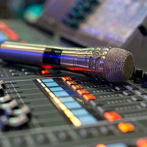 Shure Dualdyne KSM8/B 有线 动态 麦克风 - 40 Hz 到 16 kHz - 心形麦克风 - 手持 - XLR