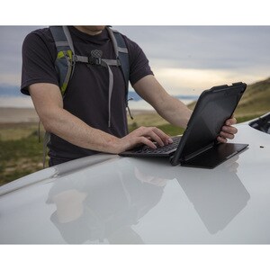 ZAGG Rugged Book Go Tastatur/Cover (Buchfalz) für 27,9 cm (11 Zoll) Apple iPad Pro Tablet - Schwarz - Sturzsicher