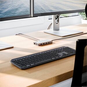 Alogic MV2 USB Type A, USB Type C Docking Station for Notebook - Memory Card Reader - SD - 100 W - Black - 2 Displays Supp