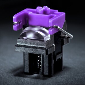 HUNTSMAN ELITE OPTO-MECHANICAL GAMING KEYBOARD
