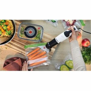 Frullatore a mano Bosch ErgoMaster MSM4W420 - Con dorsi plastici - Taglia - 800 W - 4 Pezzi - 1,40 m - 230 V ca - Bianco