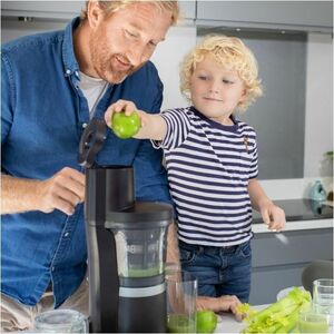 Panasonic MJ-L700 Electric Juicer - Slow/Masticating - Matte Black