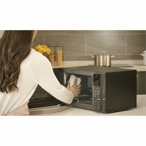 LG NeoChef MH1596DIR Uno solo Horno de microondas - Negro - 42.48L Capacidad - Microondas, Gratinado (Grill), Asar - 1.35k