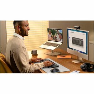Logitech Signature Slim Solar+ K980 Keyboard - Full-size - Wireless Connectivity - USB Type A, USB Type C Interface - Germ
