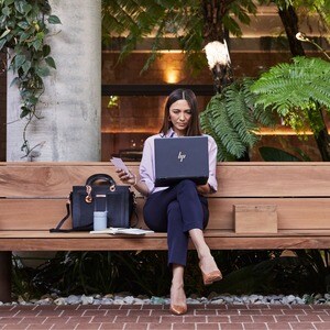 HP Elite Dragonfly 13.5" 2 in 1 Chromebook - WUXGA+ - Intel Core i7 12th Gen i7-1265U - vPro Technology - 16 GB - 256 GB S