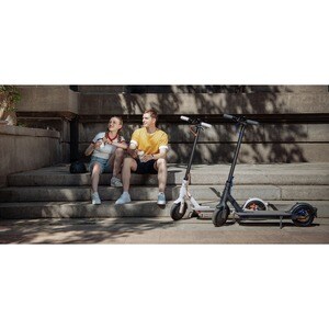 MI ELECTRIC SCOOTER 3 NORDIC BLACK