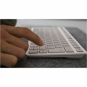 CHERRY KW 7100 MINI BT FOR MAC Keyboard - Compact - Wireless Connectivity - French - Moonlight White - SX Keyswitch - Blue