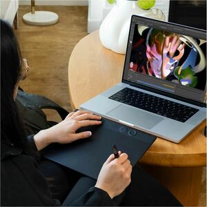 Wacom Intuos Pro 3D Graphics Tablet - Wired/Wireless - Bluetooth - 8192 Pressure Level - Pen - PC, Mac