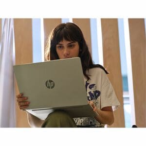 HP OmniBook 5 14-he0017QU 35.56 cm (14") Copilot+ PC Notebook - WUXGA - Qualcomm Snapdragon X Plus X1P-42-100 - 16 GB - 51