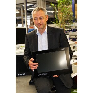 ads-tec OPC8000 OPC8015 - Core i5 i5-4400E Prozessor - 8 GB RAM - 128 GB Solid-State-Laufwerk - 39,1 cm (15,4 Zoll) 1280 x