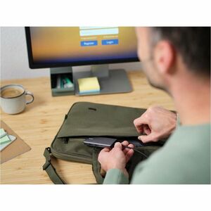 Trust Dalyx USB-Typ C Docking Station für Tablet-PC, Notebook, Monitor, Smartphone, Desktop-PC - Ladefunktion - Silber - 4