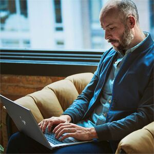 HP ZBook Firefly G11 40,6 cm (16 Zoll) Mobile Workstation - WUXGA - Intel Core Ultra 7 155U - 16 GB - 512 GB SSD - Intel C