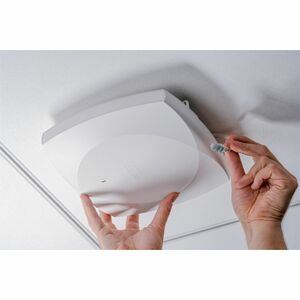 Cisco CW9178I Tri Band Wi-Fi 7 IEEE 802.11a/b/g/n/ac/ax/be/d/h/i 24 Gbit/s Wireless Access Point - Indoor - 2.40 GHz, 5 GH