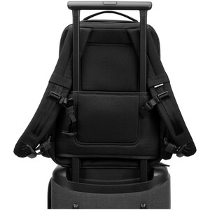 Incipio A.R.C. Carrying Case (Backpack) for 32.8 cm (12.9") to 40.6 cm (16") Apple Notebook, MacBook Pro - Black - Water R