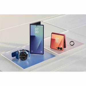 Samsung Galaxy Z Flip7 SM-F766B 256 GB Smartphone - 6.9" Flexible Folding Screen Dynamic AMOLED 2X Full HD Plus 2520 x 108